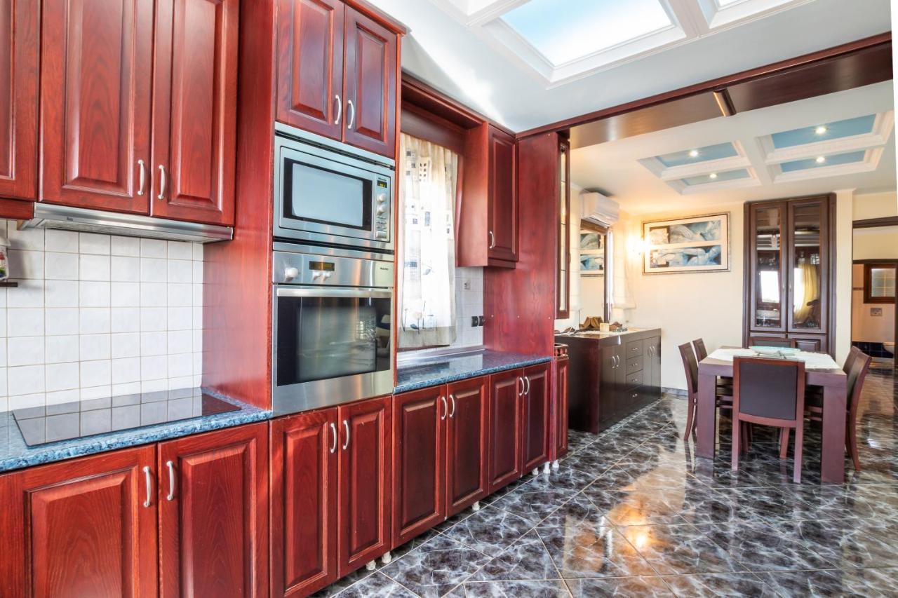 Oceanviewvilla Afiartis Luaran gambar